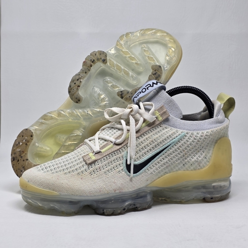 Nike Vapormax 2021 FK Sneakers DQ7758-100 Youth Size 5.5Y Women's Size 7